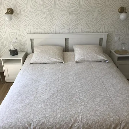 Renove Avec Jardin, Proche Loisirs Et Commerces, A Heure De Nancy Et Metz - Fr-1-584-168 * Autrepierre