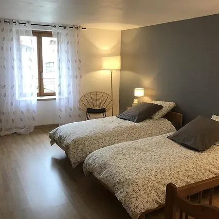Renove Avec Jardin, Proche Loisirs Et Commerces, A Heure De Nancy Et Metz - Fr-1-584-168 Autrepierre