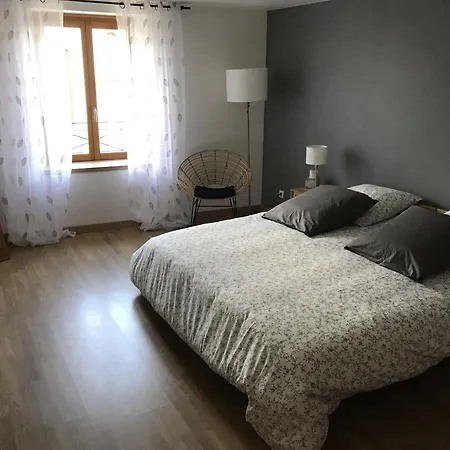 Renove Avec Jardin, Proche Loisirs Et Commerces, A Heure De Nancy Et Metz - Fr-1-584-168