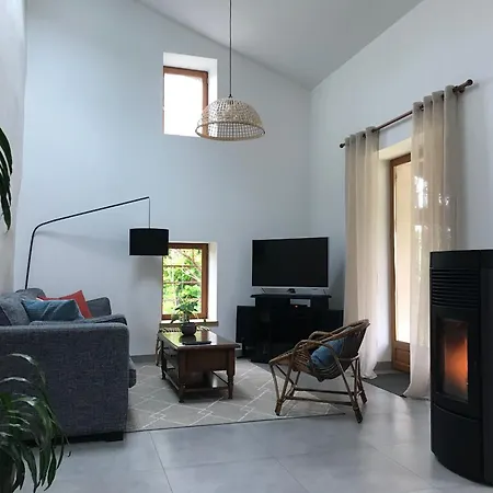 Prázdninový dům Renove Avec Jardin, Proche Loisirs Et Commerces, A Heure De Nancy Et Metz - Fr-1-584-168 Autrepierre