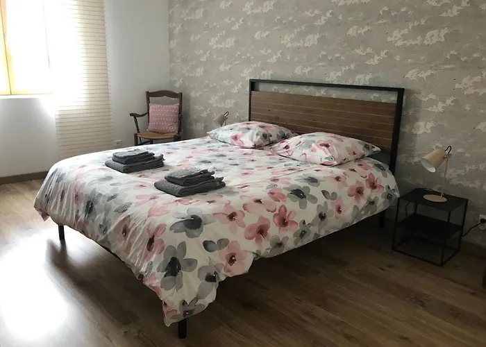 Renove Avec Jardin, Proche Loisirs Et Commerces, A Heure De Nancy Et Metz - Fr-1-584-168 * Autrepierre