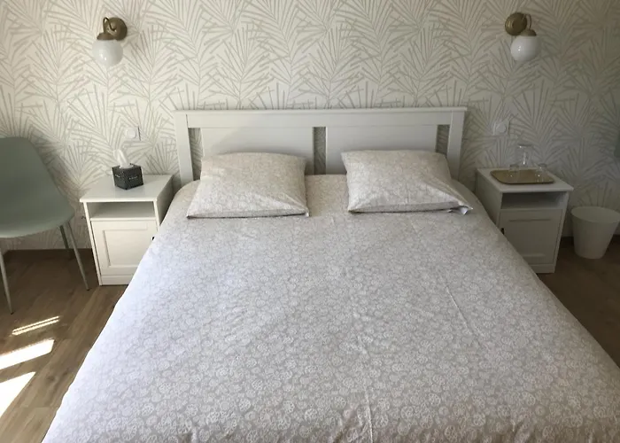 Renove Avec Jardin, Proche Loisirs Et Commerces, A Heure De Nancy Et Metz - Fr-1-584-168 * Autrepierre