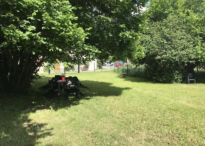 Renove Avec Jardin, Proche Loisirs Et Commerces, A Heure De Nancy Et Metz - Fr-1-584-168 Autrepierre